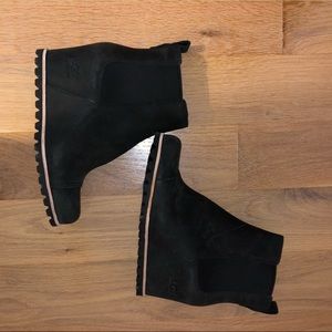 New never worn. UGG boots